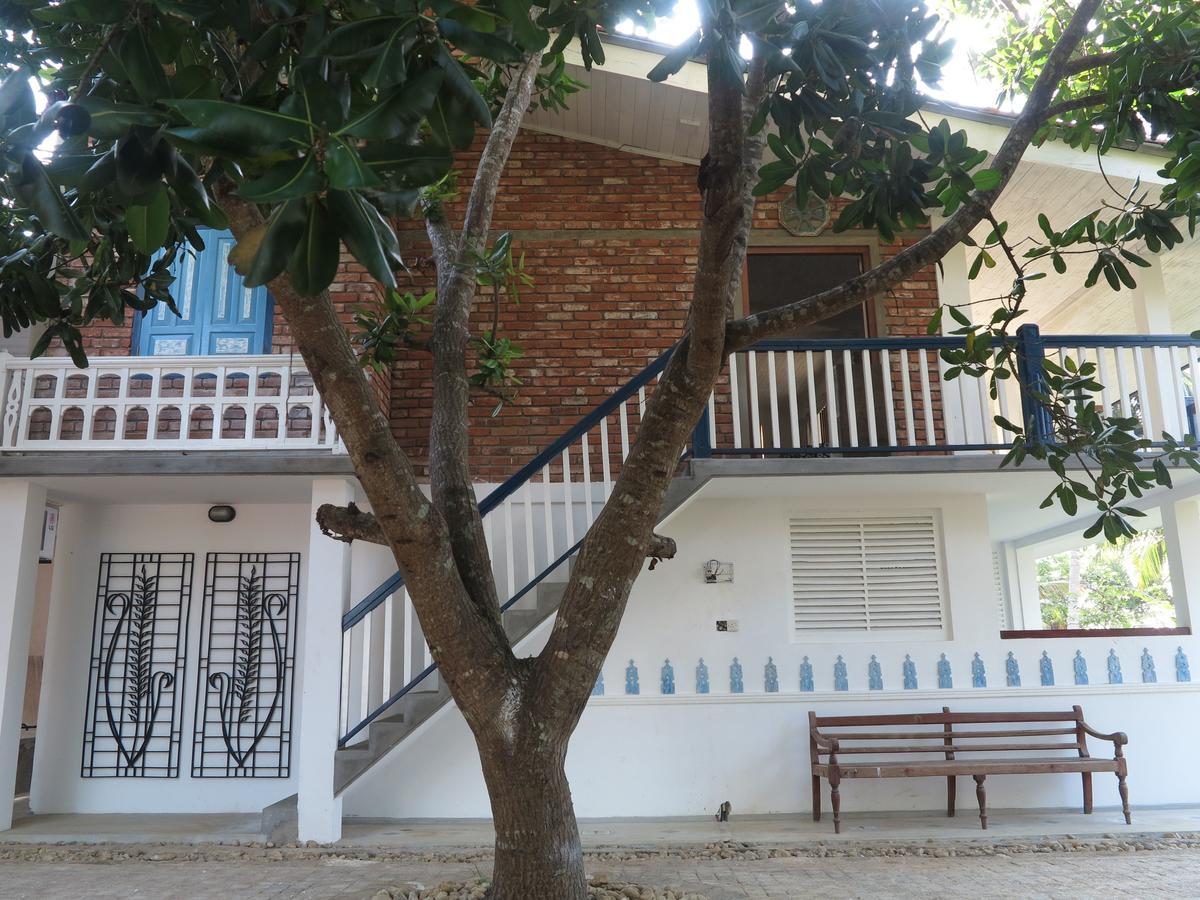 Esperanza Beach Villa And Spa Morakatiyara Exteriör bild