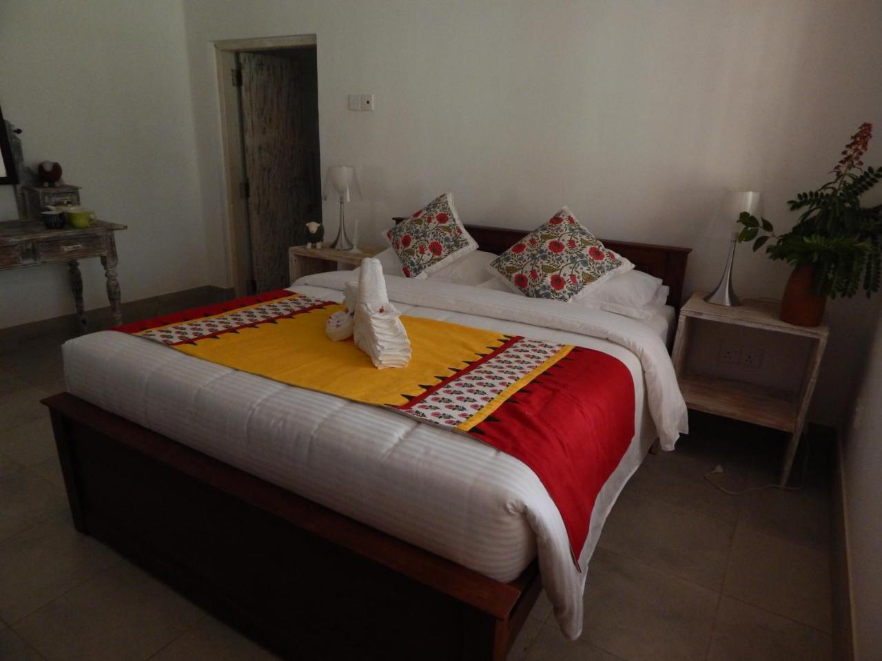Esperanza Beach Villa And Spa Morakatiyara Exteriör bild