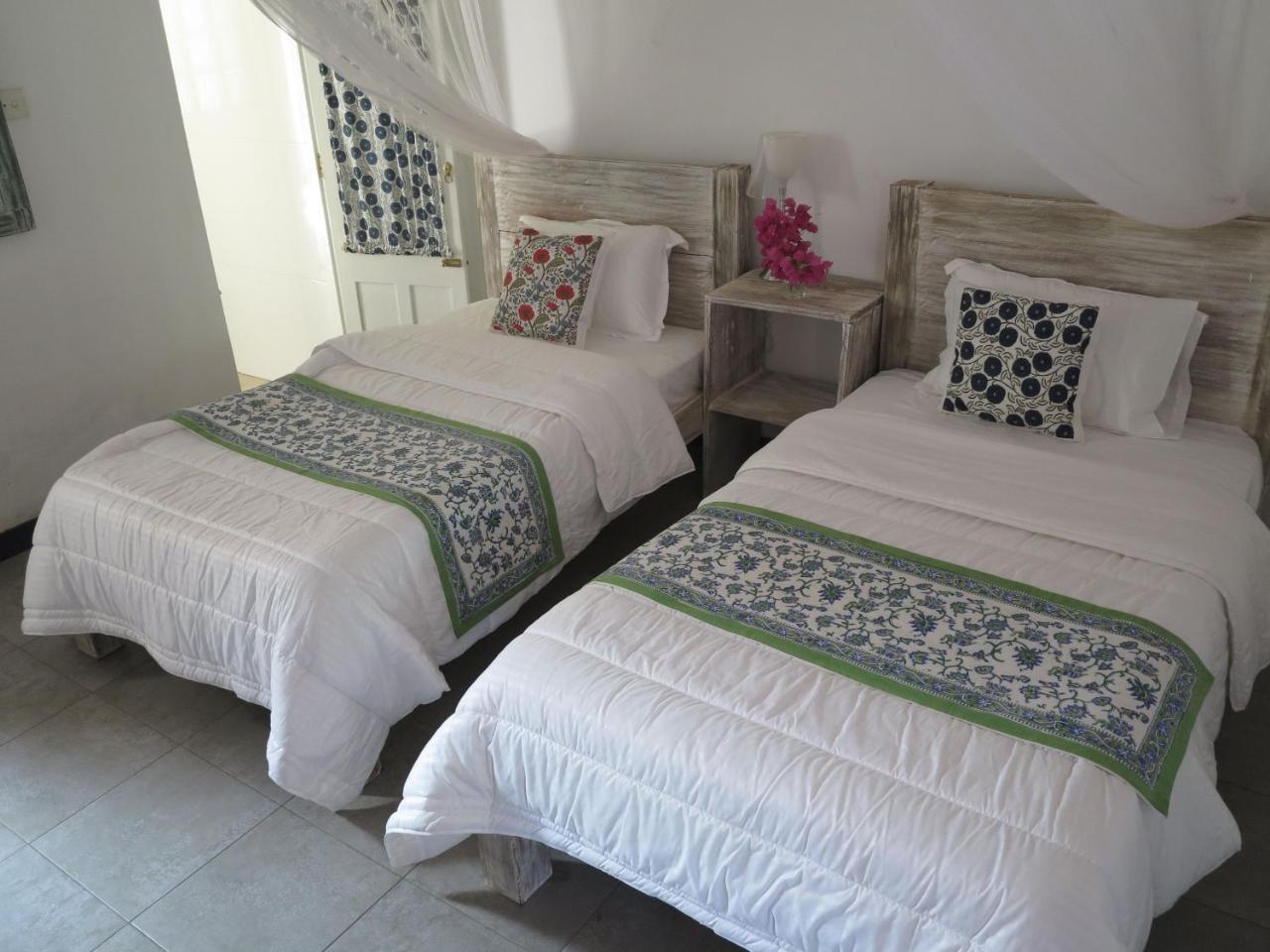 Esperanza Beach Villa And Spa Morakatiyara Exteriör bild